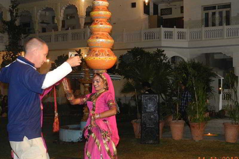 Готель Jaipur Darbar Екстер'єр фото